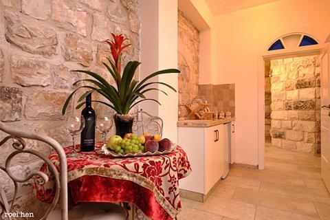 Old City Inn Safed Szoba fotó
